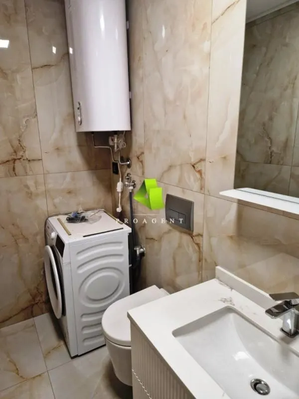 Rent, four bedroom apartment, 110m², Medijana, Niš