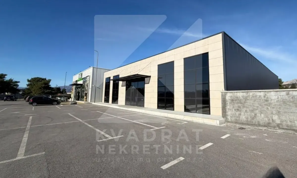 Rent, office space, 700m², Konik, Podgorica
