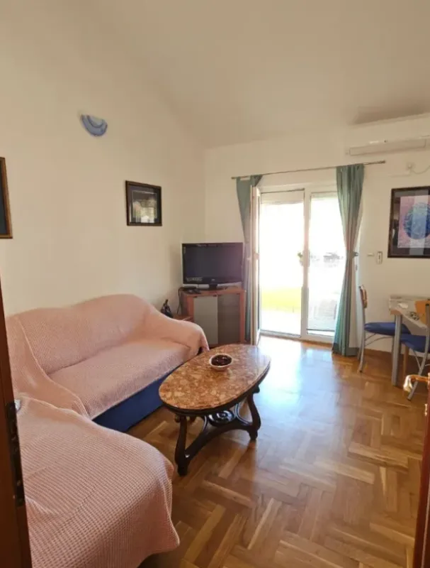 Sale, one bedroom apartment, 38m², Rafailovići, Budva