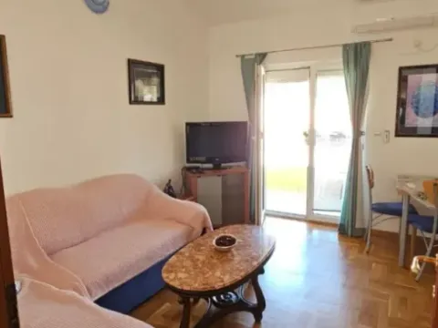 Sale, one bedroom apartment, 38m², Rafailovići, Budva - image 6