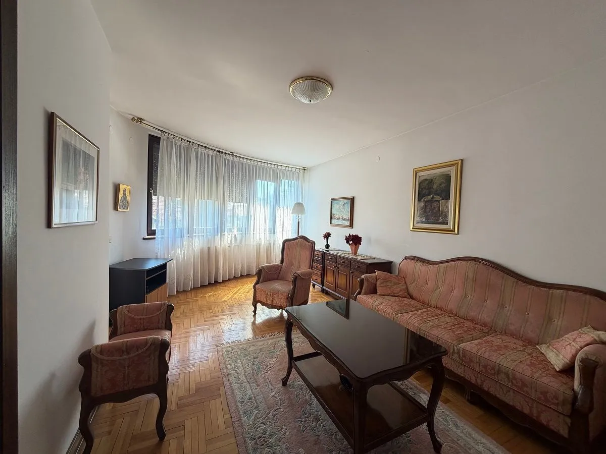 Rent, three bedroom apartment, 105m², Banjica, Voždovac Sve Podlokacije