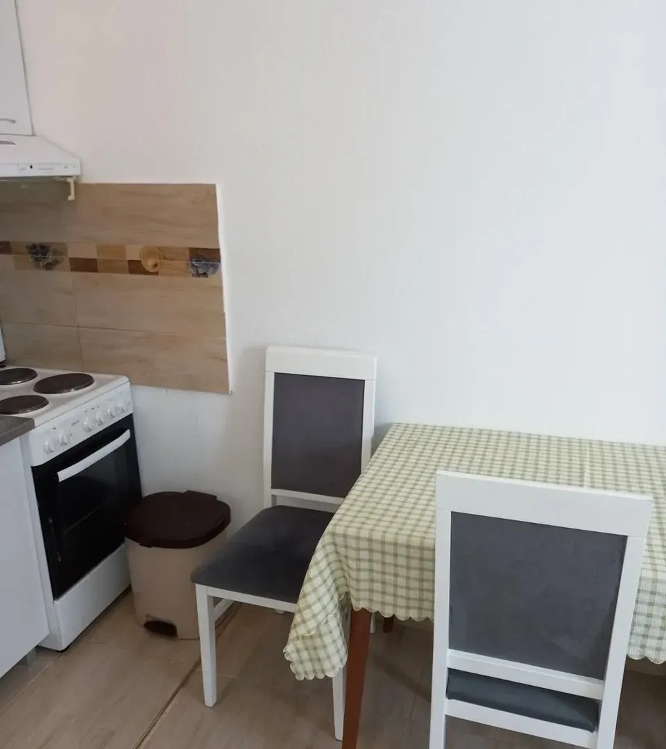 Rent, house, 60m², Škaljari, Kotor