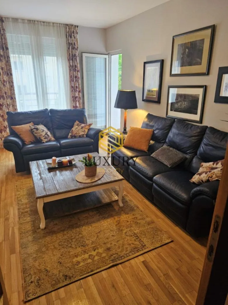 Izdavanje, trosoban stan, 90m², Ljubović, Podgorica