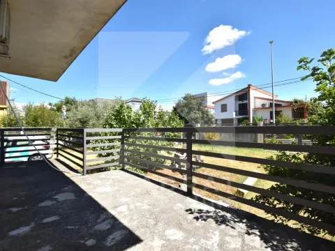 Izdavanje, dvosoban stan, 70m², Gornja Gorica, Podgorica - image 13