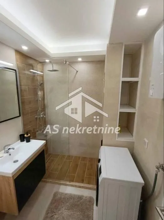 Izdavanje, stan, 45m², Stari Merkator, Novi Beograd Sve Podlokacije