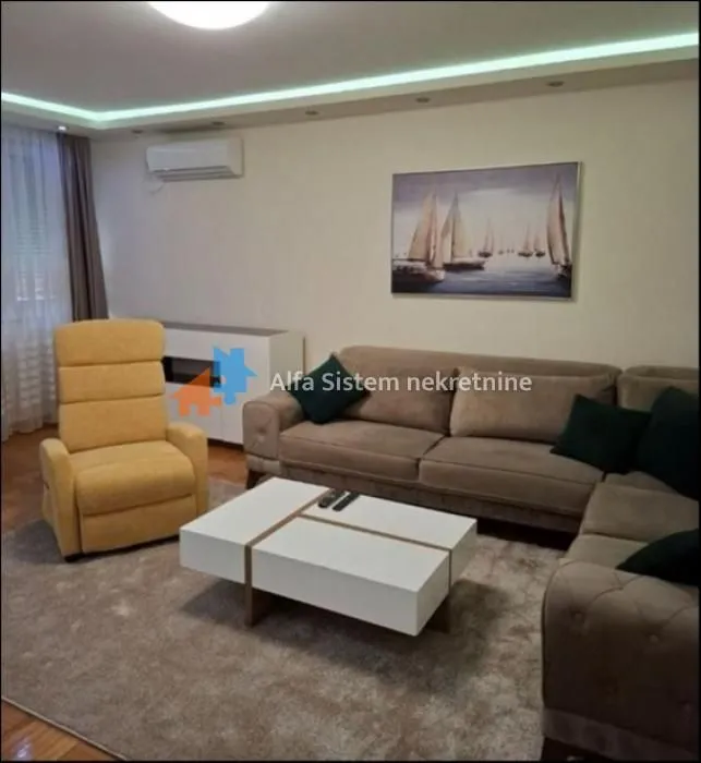 Izdavanje, dvosoban stan, 64m², Zvezdara Sve Podlokacije, Beograd