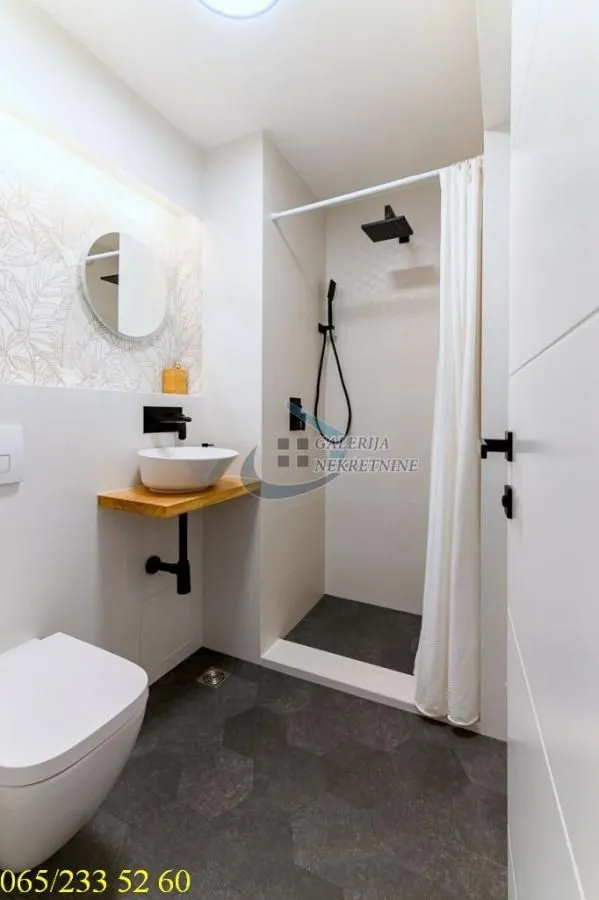 Sale, three bedroom apartment, 74m², Višnjička Banja, Palilula Sve Podlokacije