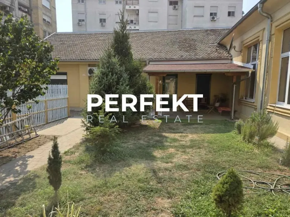 Prodaja, kuća, 58m², Centar, Pančevo