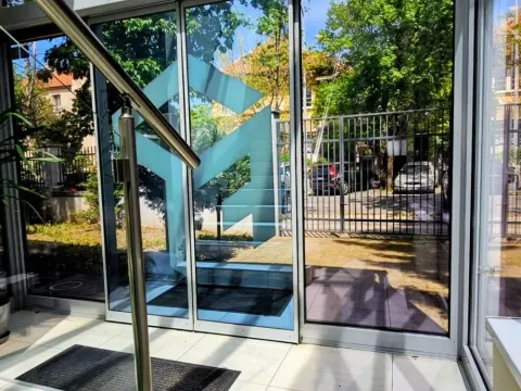 Rent, office space, 318m², Profesorska Kolonija, Palilula Sve Podlokacije - image 2