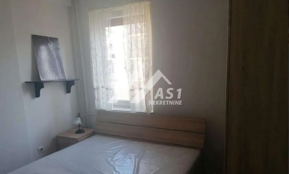 Izdavanje, jednosoban stan, 41m², Bulevar Oslobodjenja, Novi Sad Sve Podlokacije