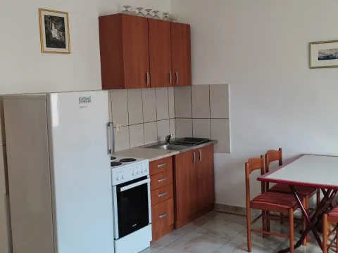 Prodaja, kuća, 200m², Tivat, Crna Gora - image 3