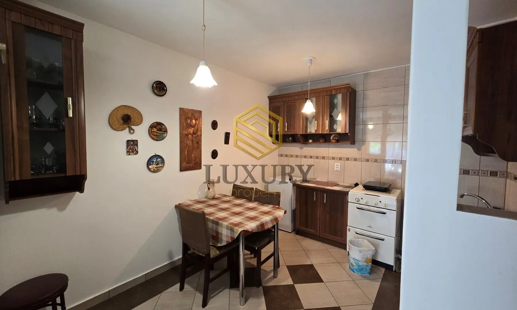 Prodaja, dvosoban stan, 60m², Blok 5, Podgorica
