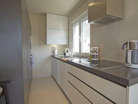 Prodaja, jednosoban stan, 64m², Pod Kuk, Tivat - image 8