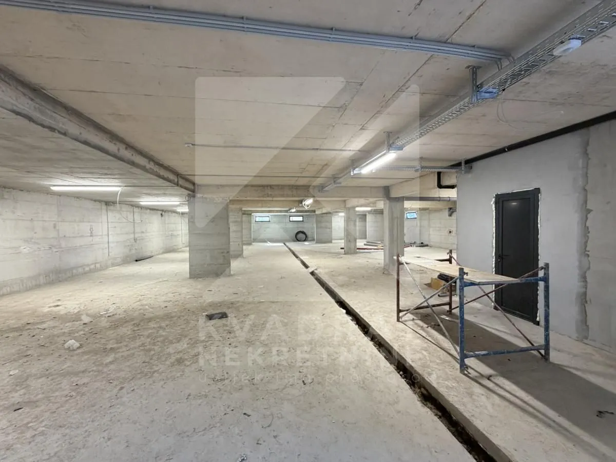 Sale, office space, 1100m², Donja Gorica, Podgorica