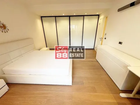 Izdavanje, trosoban stan, 126m², Kalenić Pijaca, Vračar Sve Podlokacije - image 6