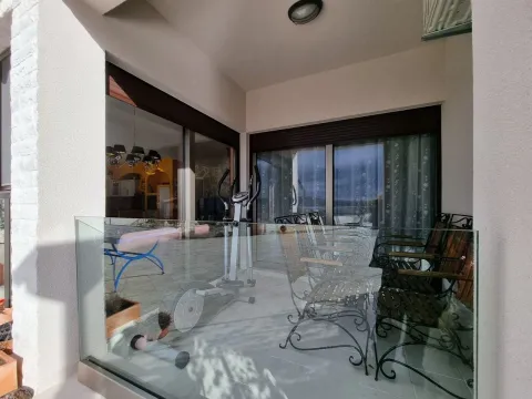 Sale, three bedroom apartment, 116m², Mažina, Tivat - image 18
