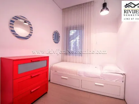 Sale, two bedroom apartment, 155m², Bečići, Budva - image 9