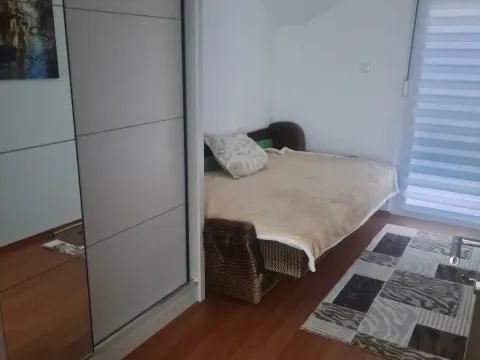 Rent, three bedroom apartment, 130m², Stari Aerodrom, Podgorica - image 14