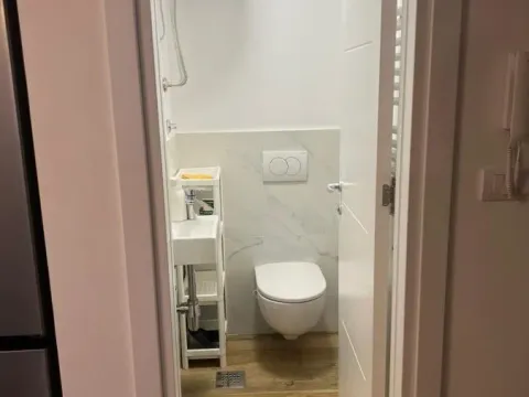 Rent, three bedroom apartment, 60m², Zemun Sve Podlokacije, Beograd - image 8