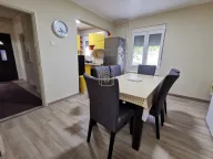 Rent, house, 136m², Bioče, Podgorica - image 9
