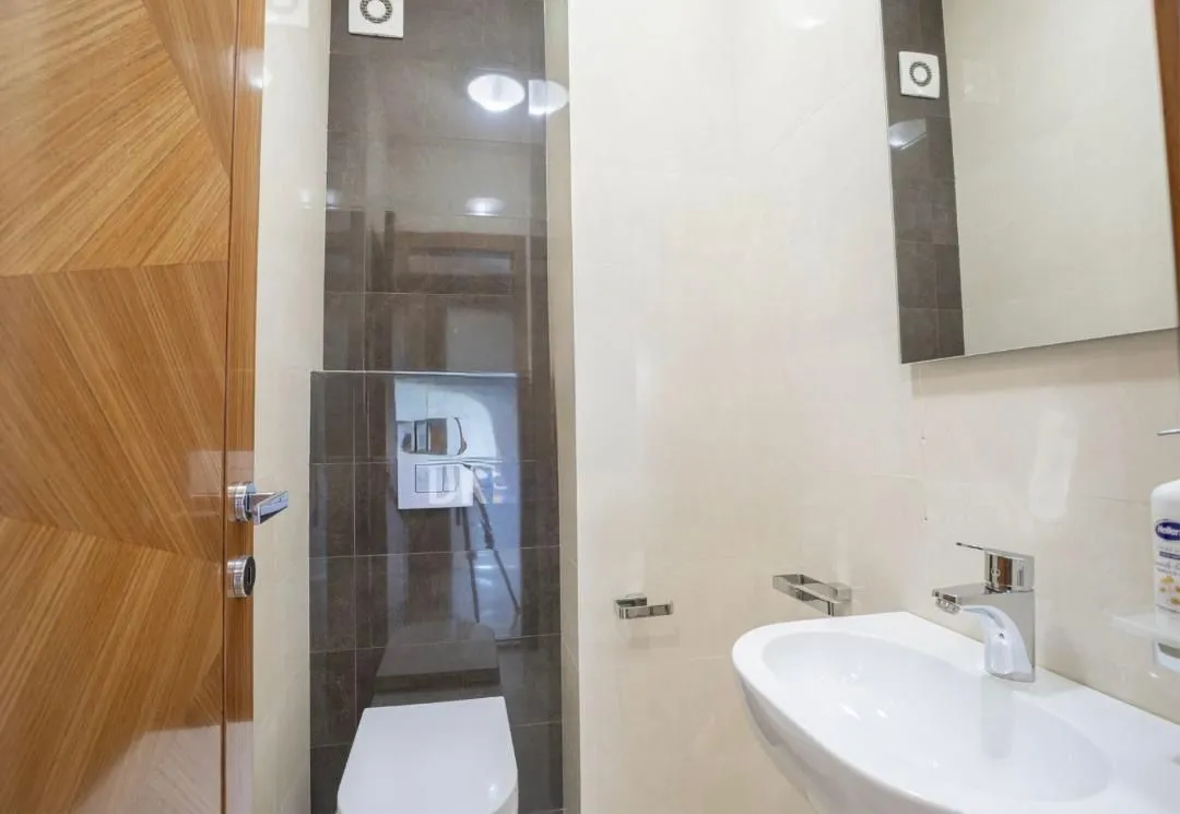 Izdavanje, dvosoban stan, 75m², Donja Gorica, Podgorica