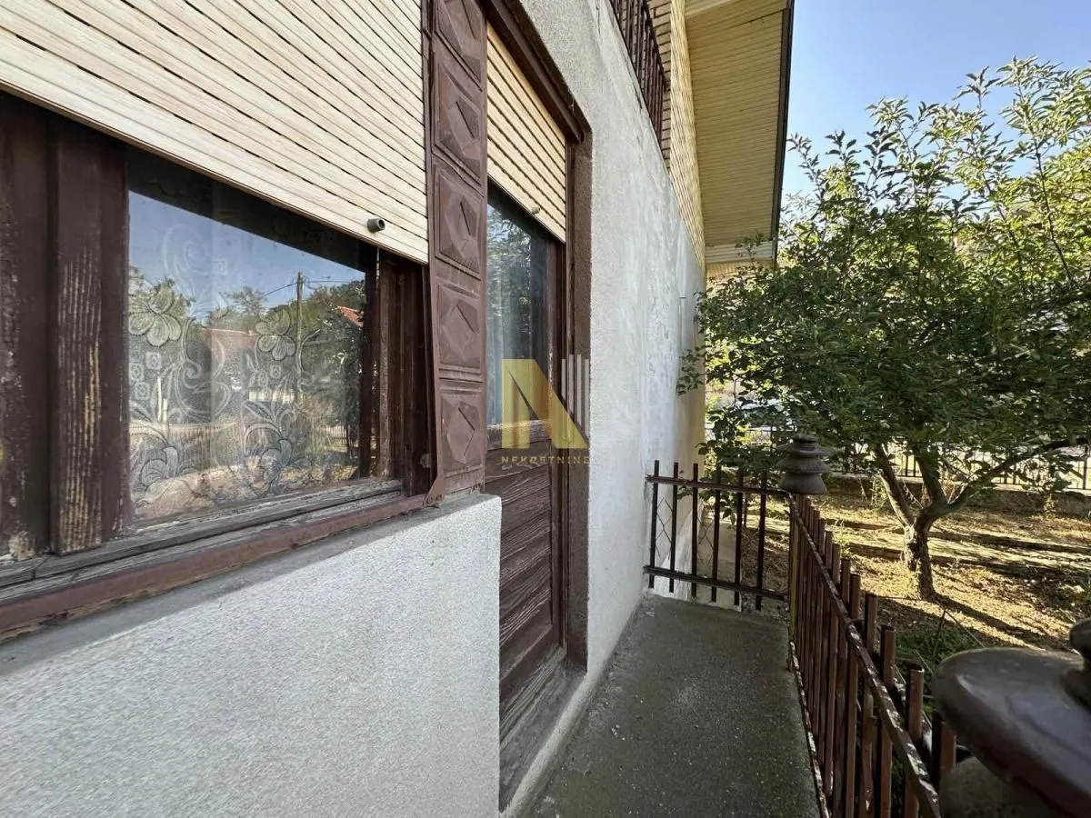 Prodaja, kuća, 92m², Rakovac, Novi Sad Sve Podlokacije