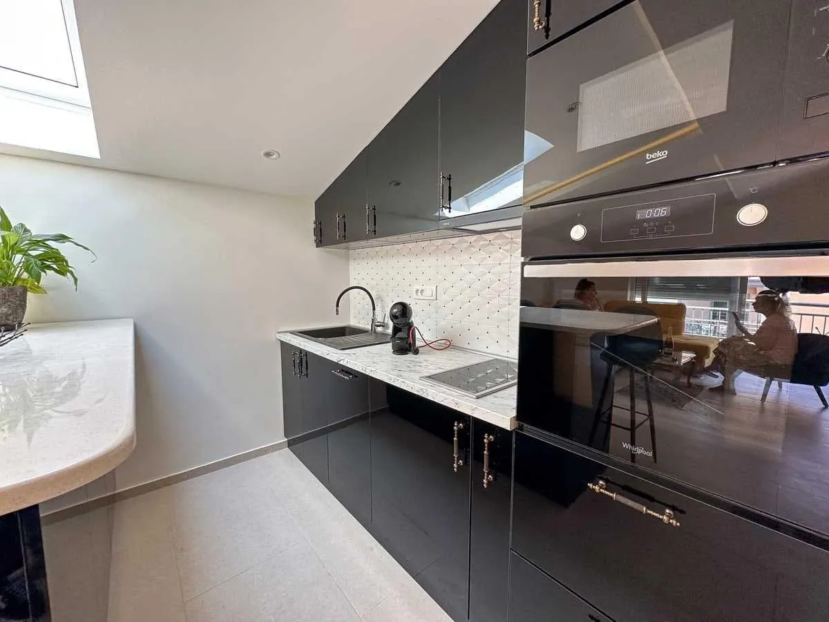 Rent, one bedroom apartment, 50m², Centar, Tivat
