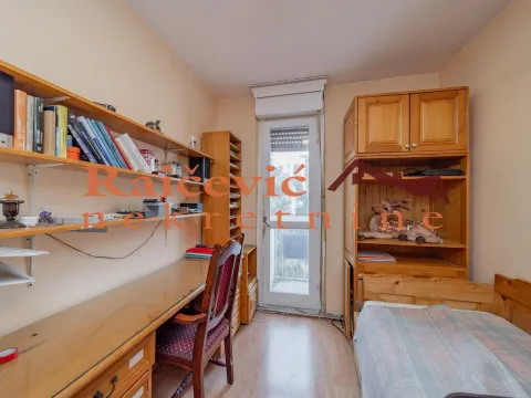 Prodaja, trosoban stan, 76m², Stari Grad, Beograd - image 10