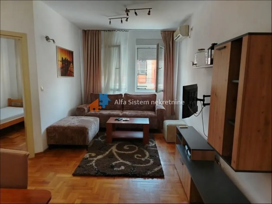 Rent, apartment, 60m², Južni Bulevar, Vračar Sve Podlokacije