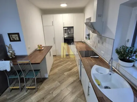 Prodaja, kuća, 550m², Sremska Kamenica, Petrovaradin - image 6