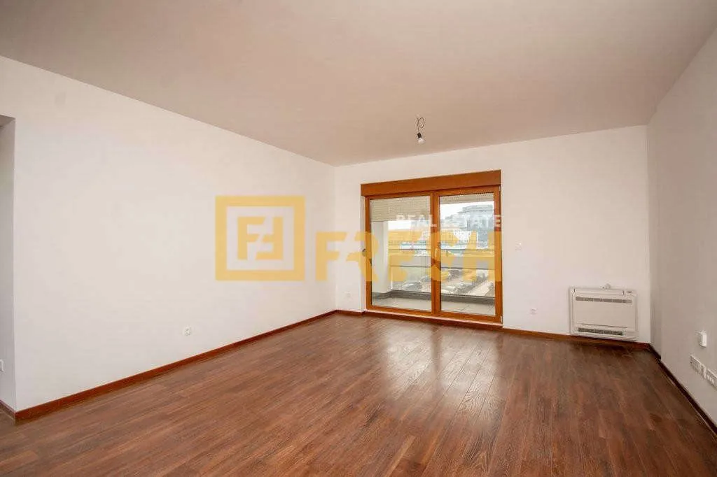 Rent, three bedroom apartment, 106m², Master Kvart, Podgorica
