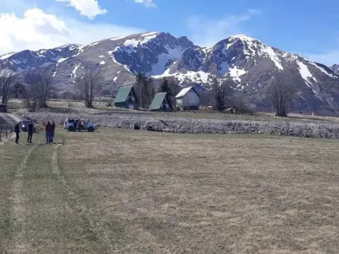 Prodaja, plac, 921m², Žabljak, Crna Gora - image 2