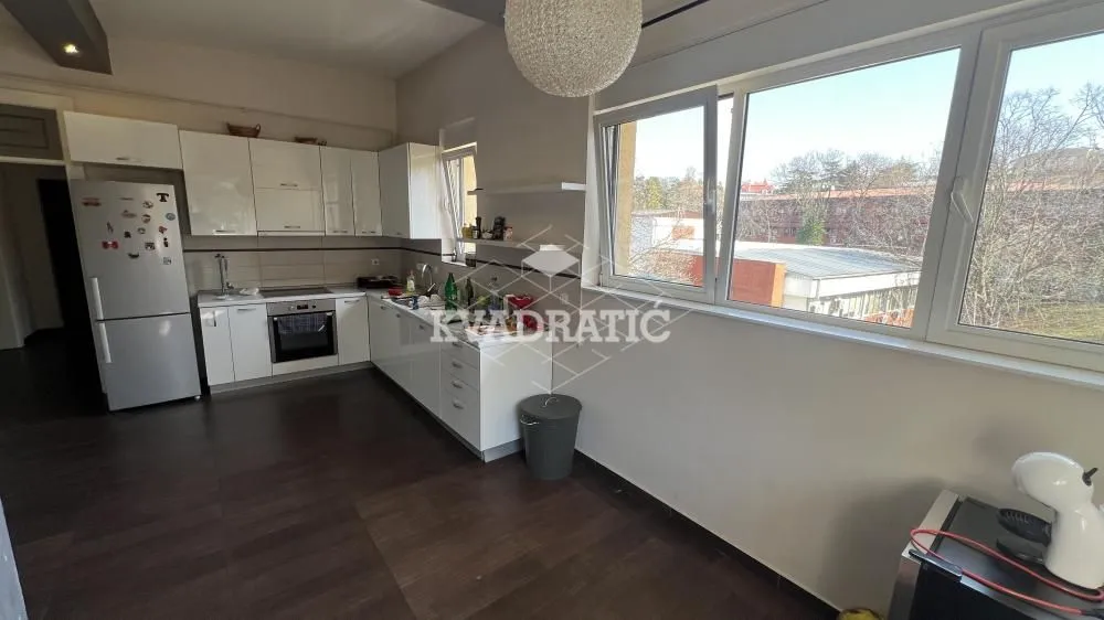 Sale, four bedroom apartment, 126m², Savski Venac, Beograd