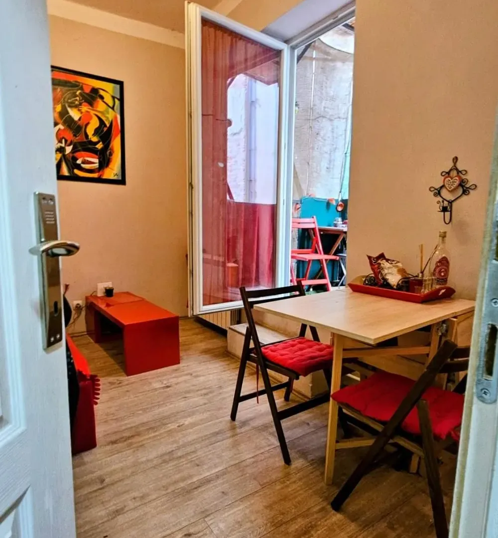 Rent, two bedroom apartment, 38m², Stari Grad, Beograd