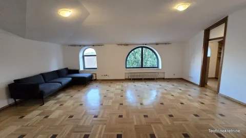 Izdavanje, kuća, 550m², Senjak, Beograd - image 9