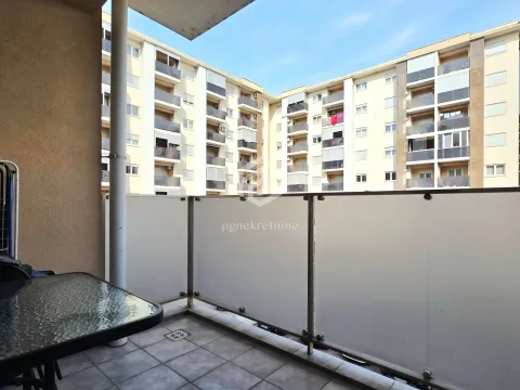 Izdavanje, jednosoban stan, 47m², City Kvart, Podgorica - image 12