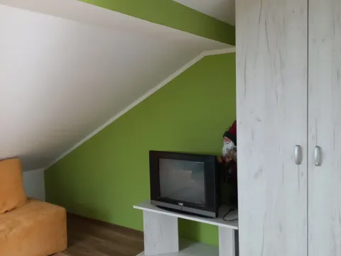 Sale, four bedroom apartment, 80m², Vračar, Šid - image 6