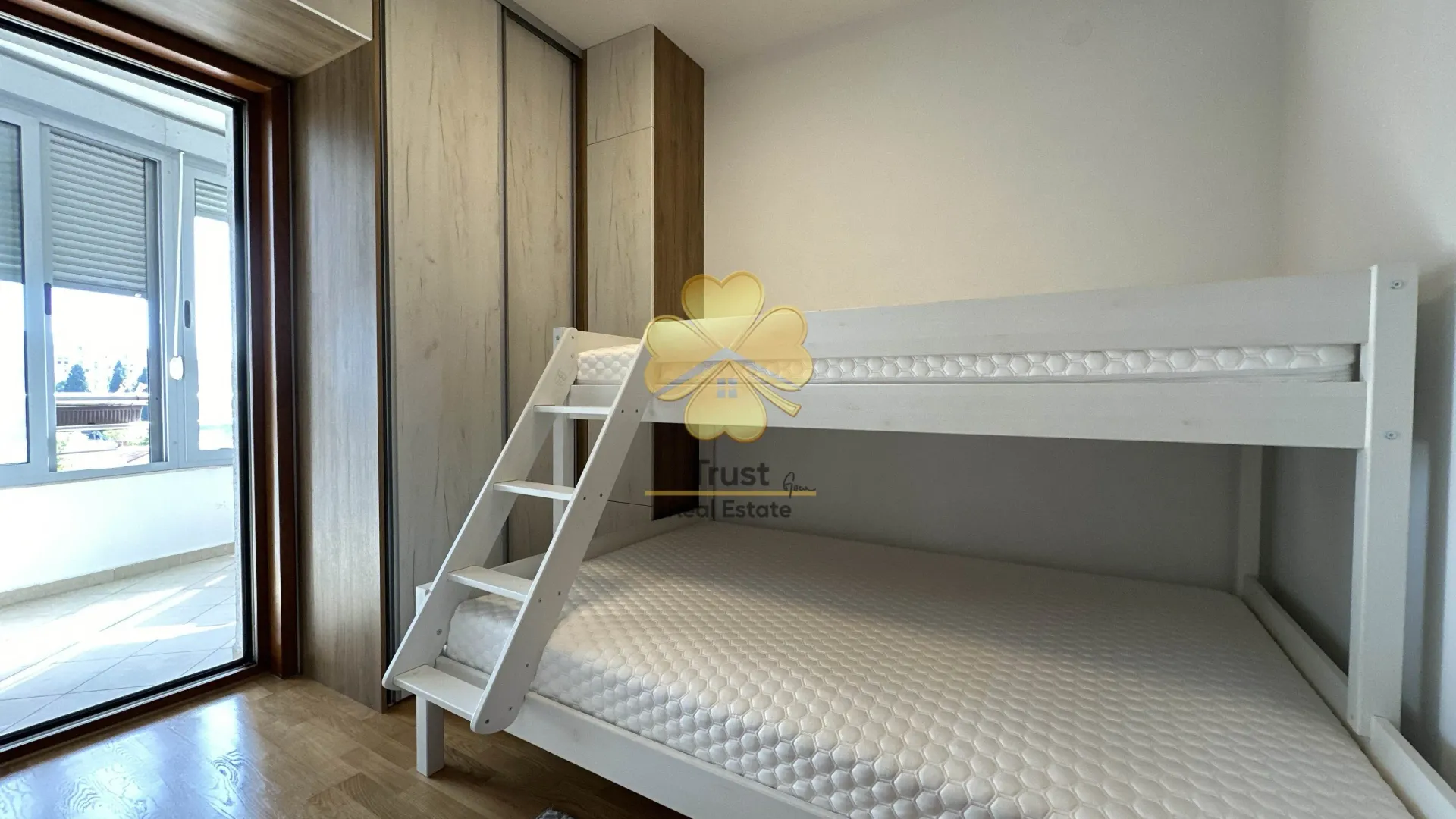 Rent, one bedroom apartment, 40m², Pobrežje, Podgorica