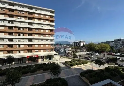 Izdavanje, jednosoban stan, 47m², Central Point, Podgorica
