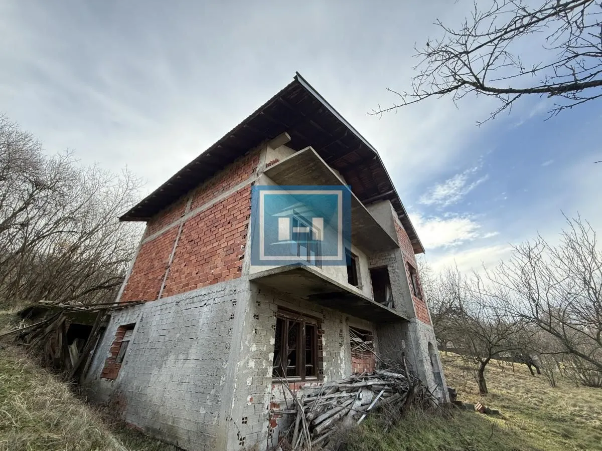 Prodaja, kuća, 230m², Đurđevo brdo, Jagodina