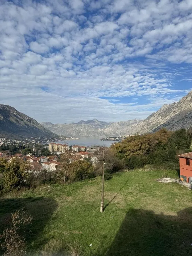 Prodaja, trosoban stan, 96m², Kotor, Crna Gora