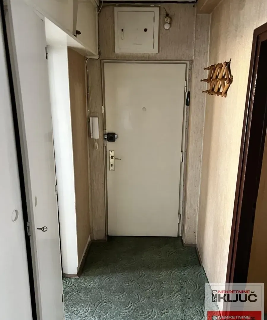 Prodaja, četvorosoban stan, 86m², Spens, Novi Sad Sve Podlokacije