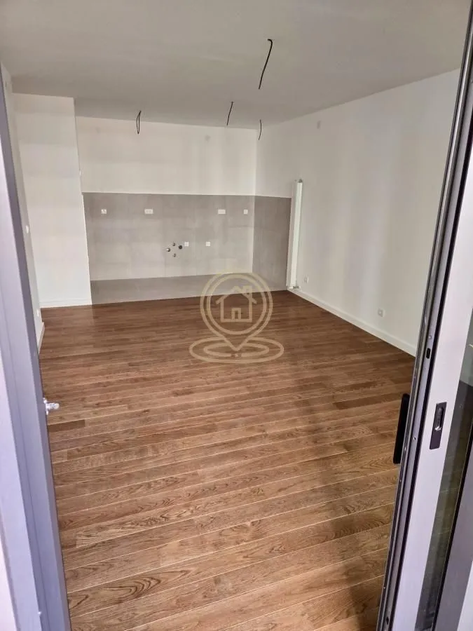 Prodaja, trosoban stan, 105m², Medijana, Niš