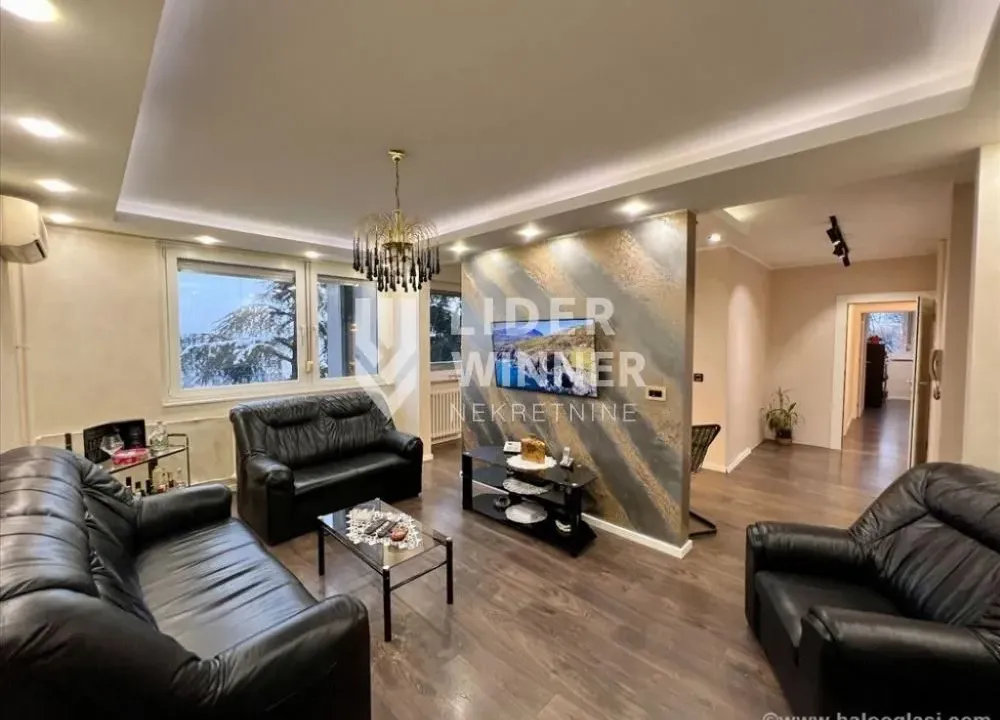 Izdavanje, četvorosoban stan, 97m², Crveni Krst, Beograd