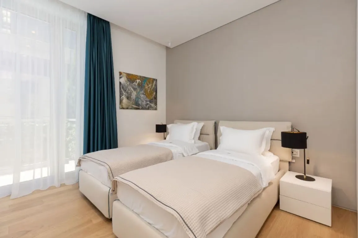 Sale, four bedroom apartment, 457m², Dukley Gardens, Budva