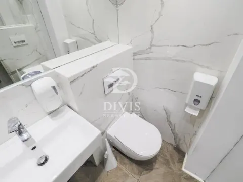 Izdavanje, poslovni prostor, 117m², Stari Grad, Beograd - image 9