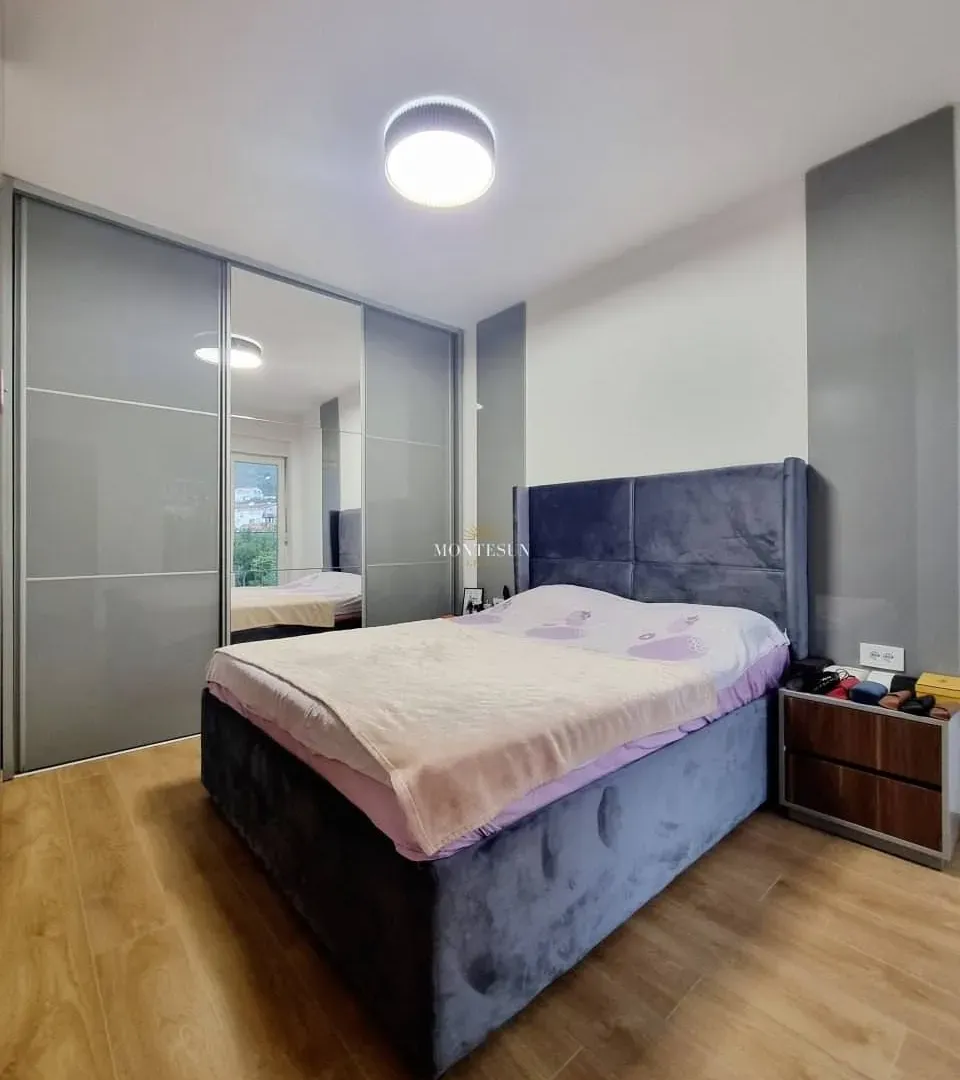 Rent, two bedroom apartment, 69m², Centar, Budva