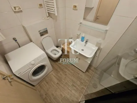 Izdavanje, jednosoban stan, 47m², City Kvart, Podgorica - image 10
