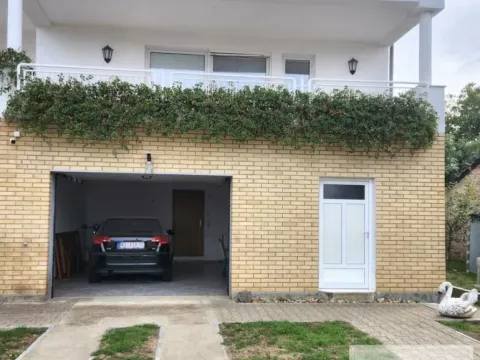 Rent, house, 120m², Sremska Kamenica, Petrovaradin - image 2