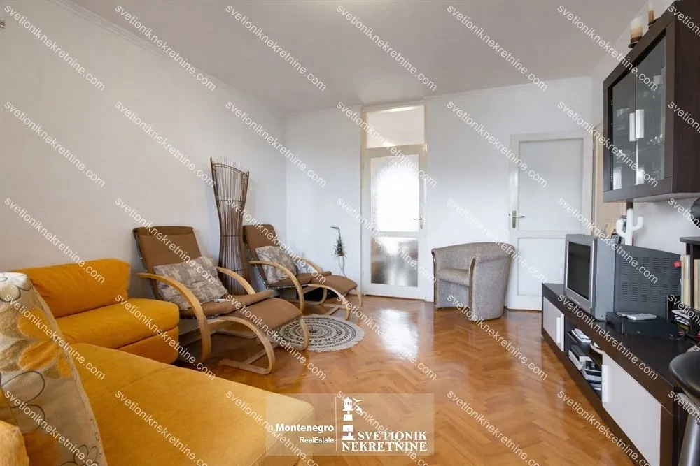 Prodaja, jednosoban stan, 74m², Topla, Herceg Novi